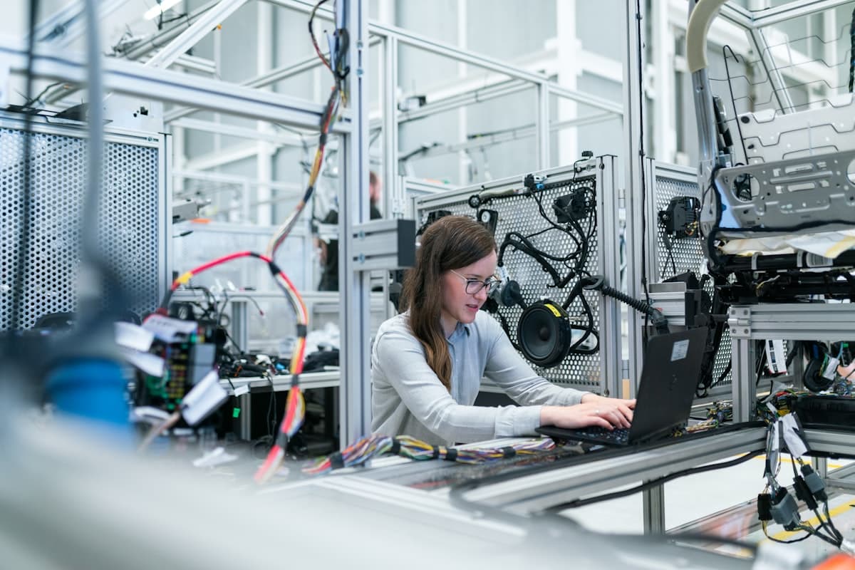 AI-powered industrial safety monitoring
